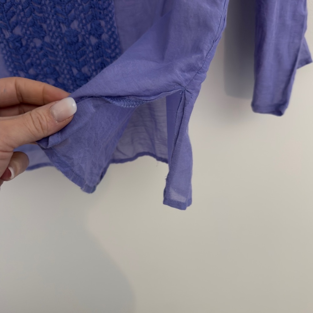 Joie- Women's Blue Lace Detail Light Weight Top Size S - Picture 6 of 7